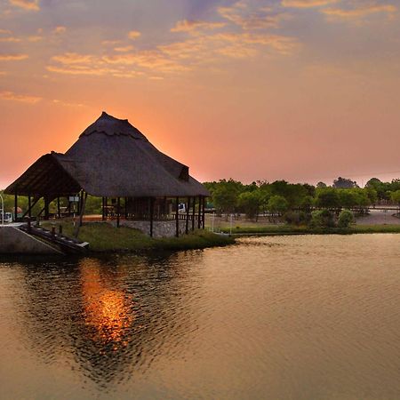 Stephen Margolis Resort Хараре Екстериор снимка